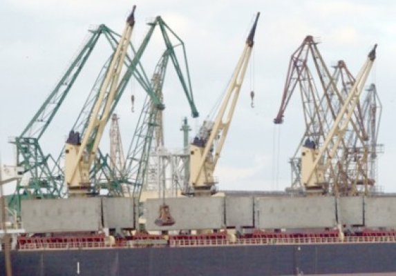 Navă moldovenească, reţinută în Bulgaria